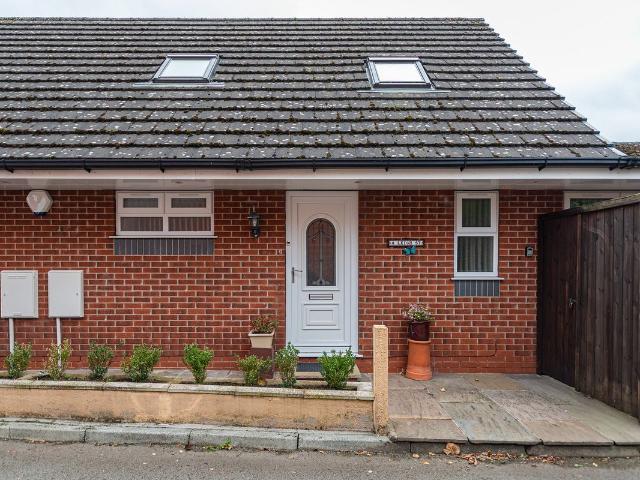 Apartment for rent in Pennington, Wigan
