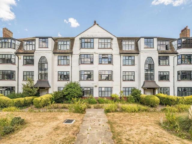 Apartment for rent in Streatham, Greater London
