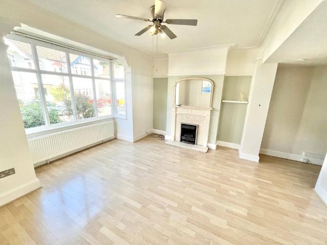 Apartment for rent in Alton Barnes, Essex