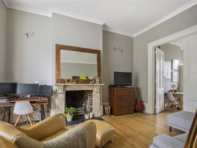 House for rent in Tufnell Park, Greater London