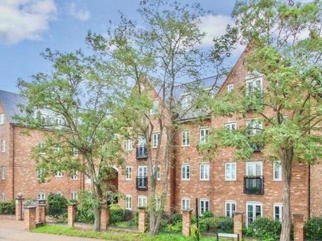 House for sale in Leighton-Linslade, Leighton Buzzard