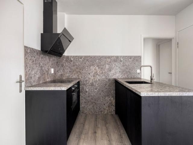 Appartement te huur in Strijen, Oosterhout