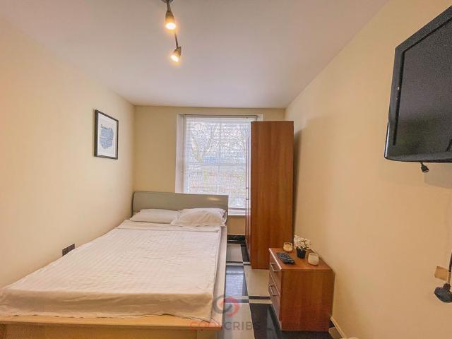 Studio for rent in Bayswater, Greater London