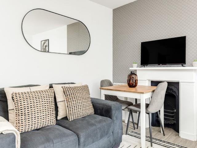 Room for rent in Bayswater, Greater London