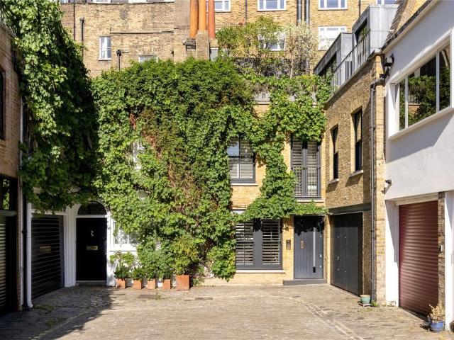 House for rent in Bayswater, Greater London
