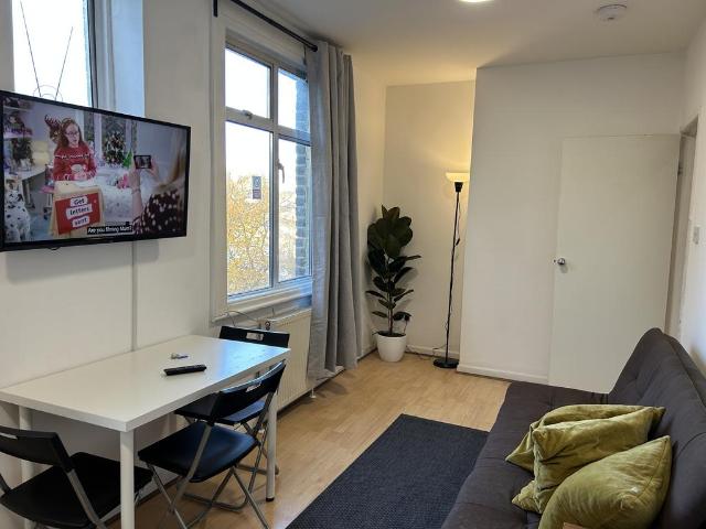 Apartment for rent in Bayswater, Greater London