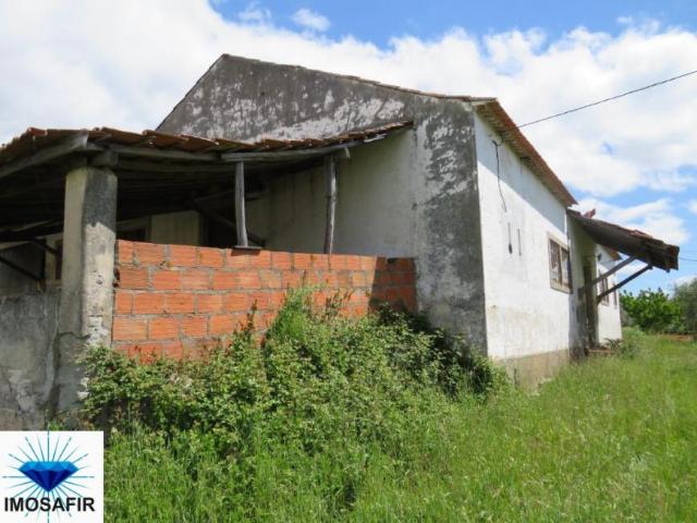 Casa venda em Rebordões, Boalhosa