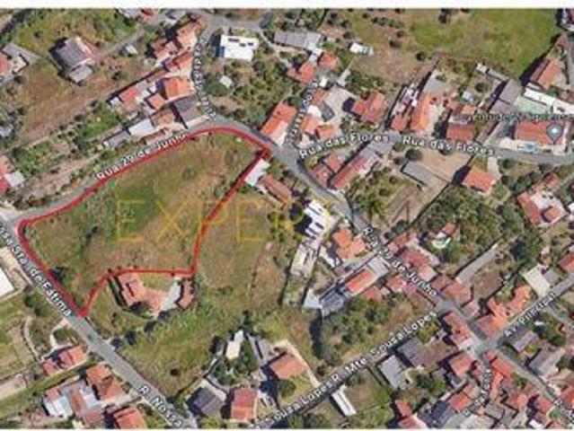 Terreno venda em Leiria