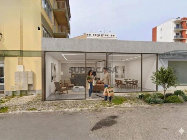 Armazém venda em Leiria