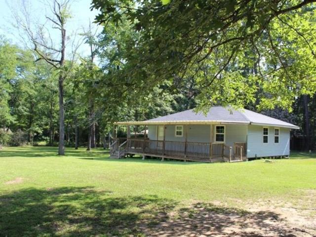 House for sale in Hemphill, Texas