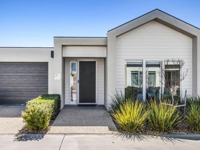 Villa for sale in Tyagarah, Victoria