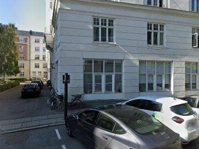 Lejlighed til salg i Frederiksberg C, Brøndby