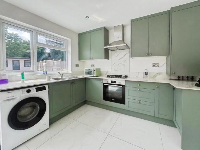 House for rent in London Borough of Hounslow, Greater London