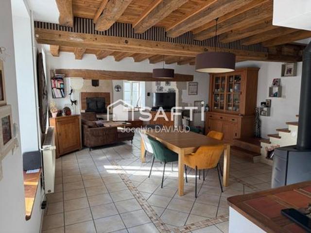 Villa vente à Les Dimetières, Le Plessis-Grammoire