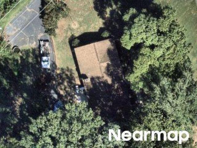 House for sale in Sanford