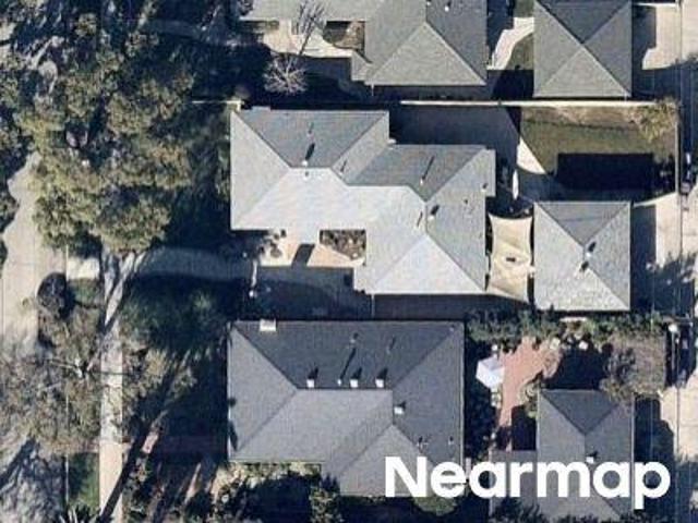 House for sale in Long Beach
