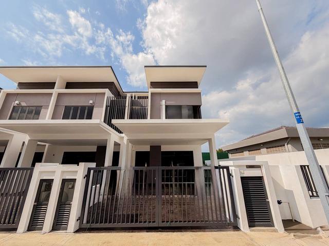 Terraced House for sale in Alam Impian, Selangor