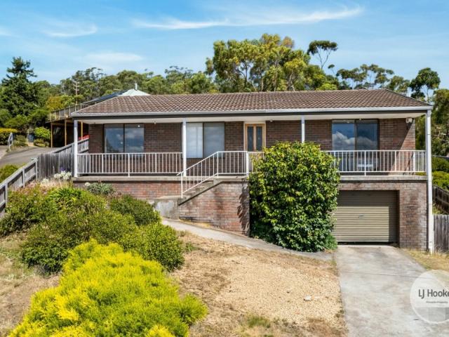 House for sale in Lenah Valley