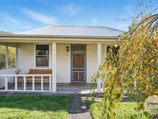 House for sale in Lenah Valley