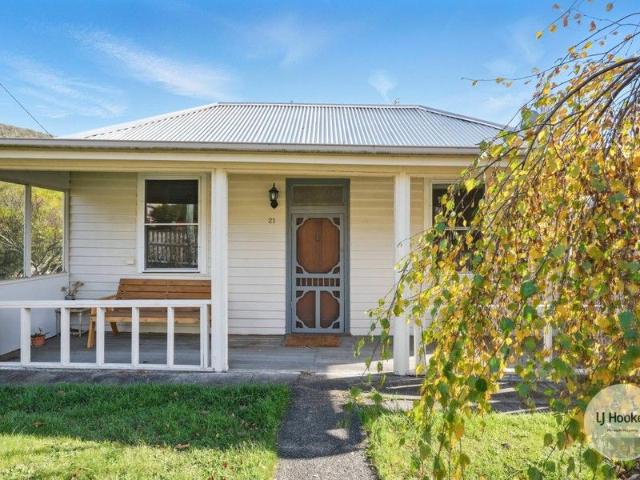 House for sale in Lenah Valley
