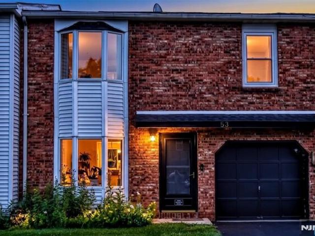 House for sale in Washington, New Jersey