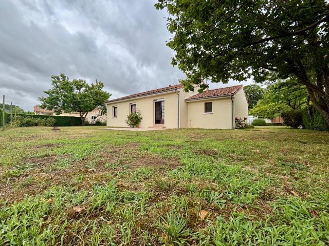 Maison vente à Châtellerault, Lencloître