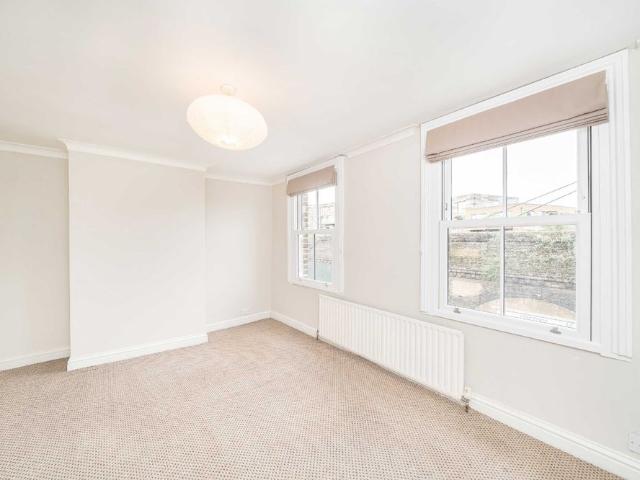 House for rent in Clapham, Greater London