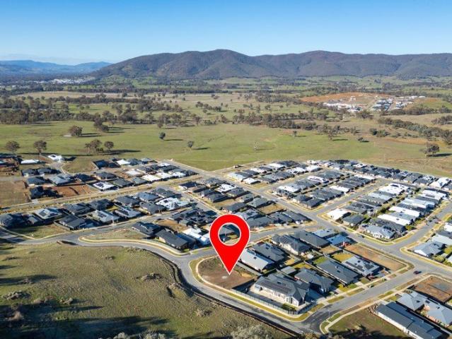 Land for sale in Leneva, Victoria