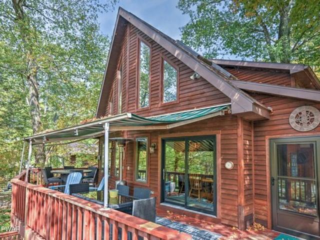 House for sale in Greentown, Pennsylvania