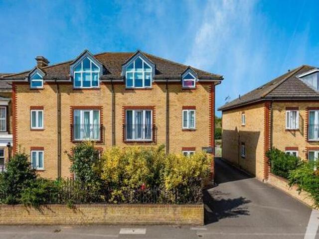House for sale in Gravesend, Gravesham