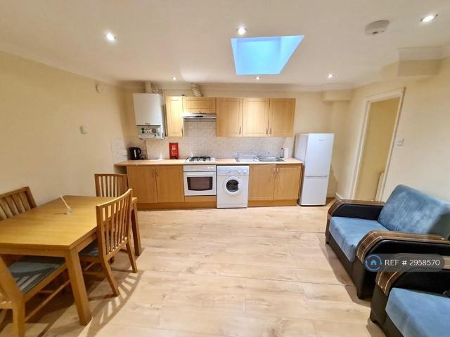 House for rent in Finsbury Park, Greater London