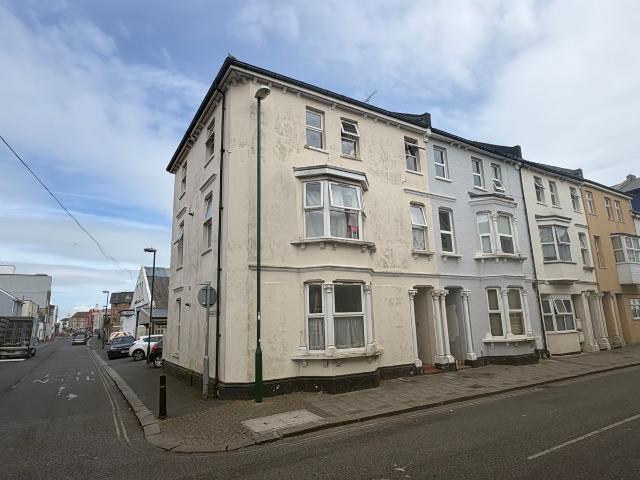 Studio for rent in Clapham, West Sussex