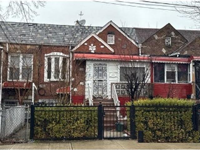 House for sale in Arverne, New York