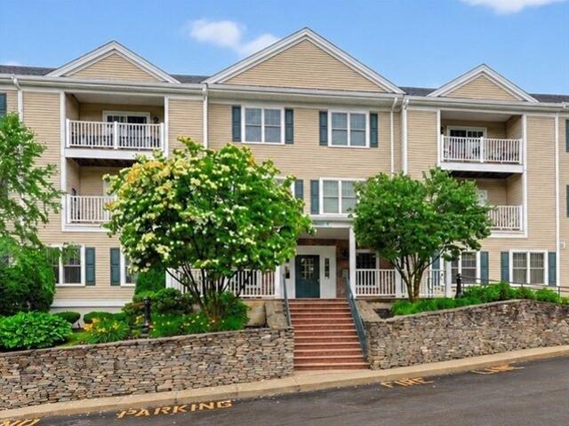 Condo for sale in Norwood, Massachusetts