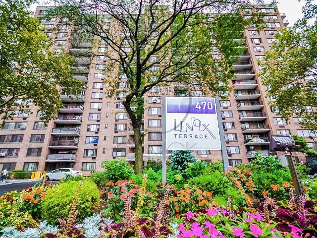 Apartment for rent in Arverne, New York