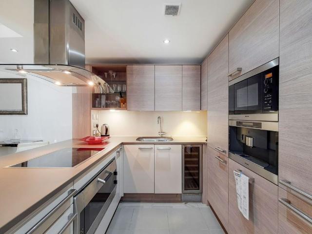 Apartment for rent in Imperial Wharf, Greater London