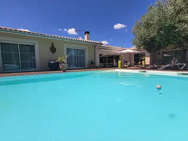 Maison vente à Bordeaux, Léognan