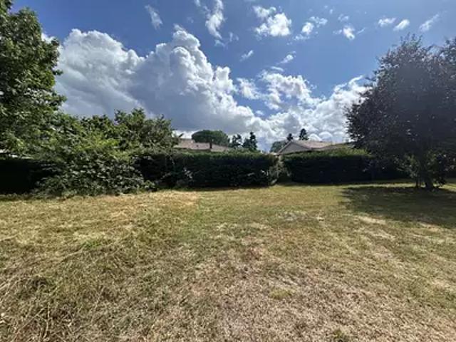 Terrain vente à Bordeaux, Léognan