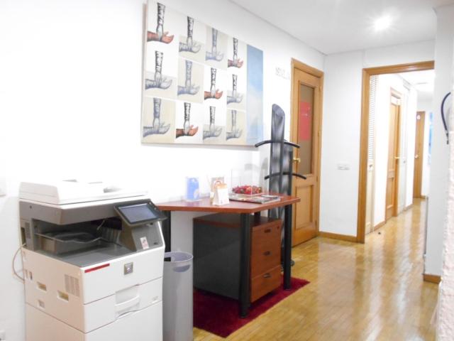 Oficina en alquiler en Centro, León
