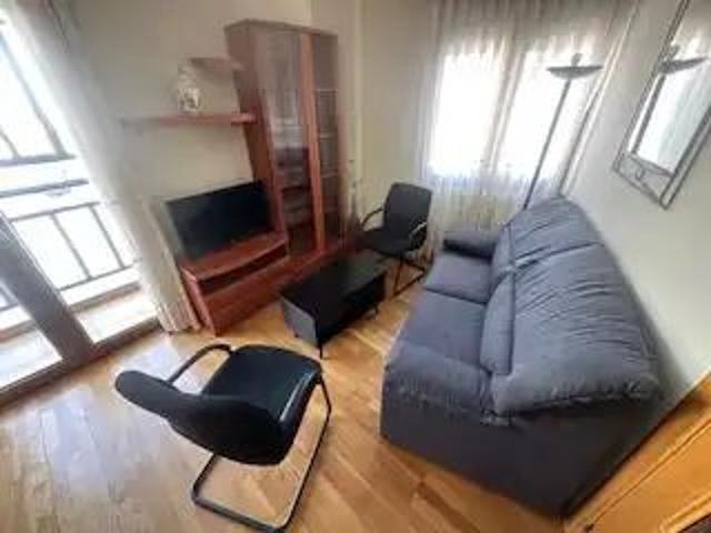 Apartamento en alquiler en San Lorenzo - La Palomera - San Mamés, León
