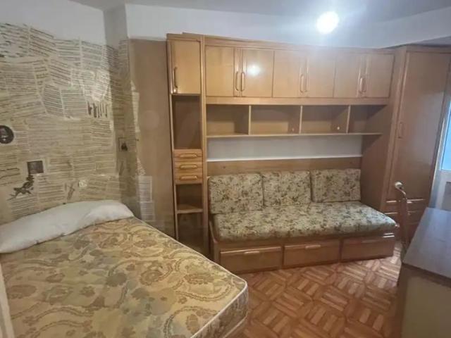 Apartamento en alquiler en San Lorenzo - La Palomera - San Mamés, León