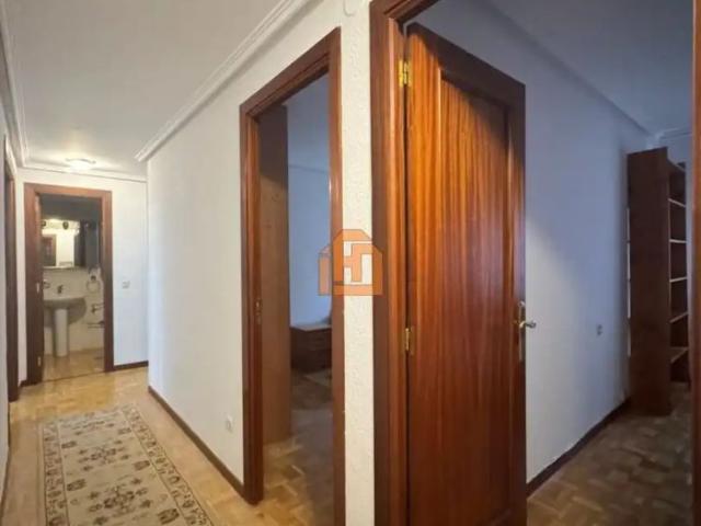 Apartamento en alquiler en Centro, León