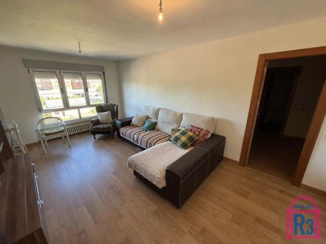 Apartamento en alquiler en Ventas, León