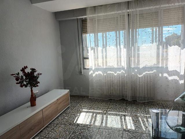 Apartamento en alquiler en Azadinos, Sariegos