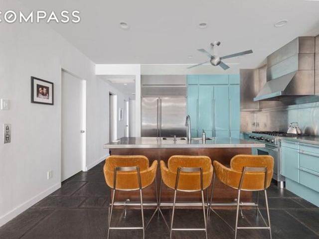 Condo for sale in Arverne, New York