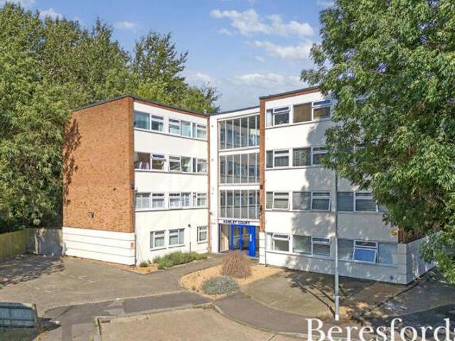 House for sale in Brook Street, Navestock Side