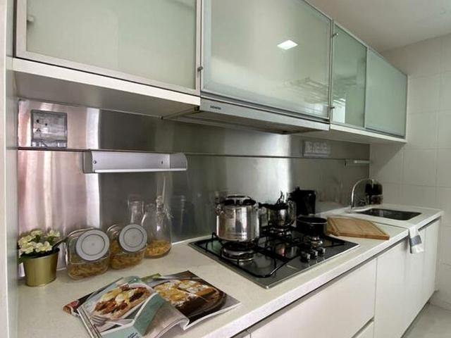 Apartment for sale in Leonie Hill
