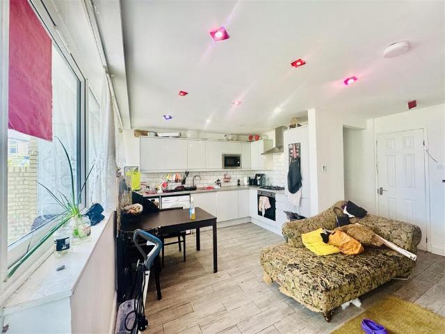 House for rent in North Watford, Hertfordshire