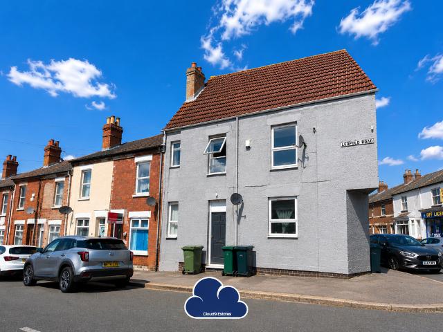 Room for rent in Ball Hill, West Midlands