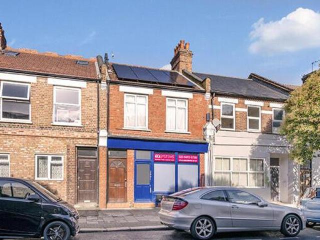 House for rent in Lyons, Greater London